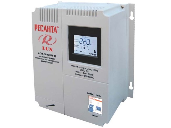Однофазный цифровой настенный стабилизатор серии LUX РЕСАНТА АСН-3000Н/1-Ц