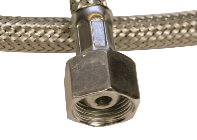 Гибкий топливный шланг TUBOFLEX 1/4FGX3/8FDX1200 (WSO 12, 17 New) арт. 13030070 (3-18-0060) в Ростове-на-Дону